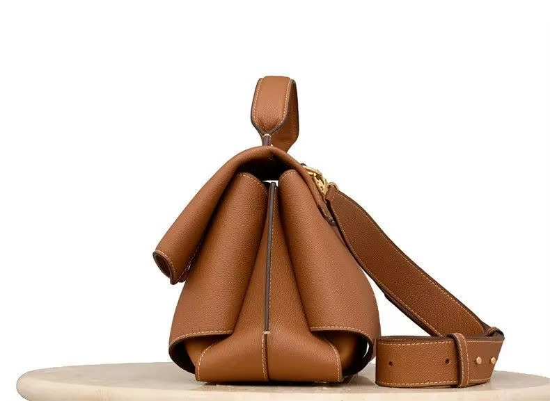 Anette Shoulder Bag