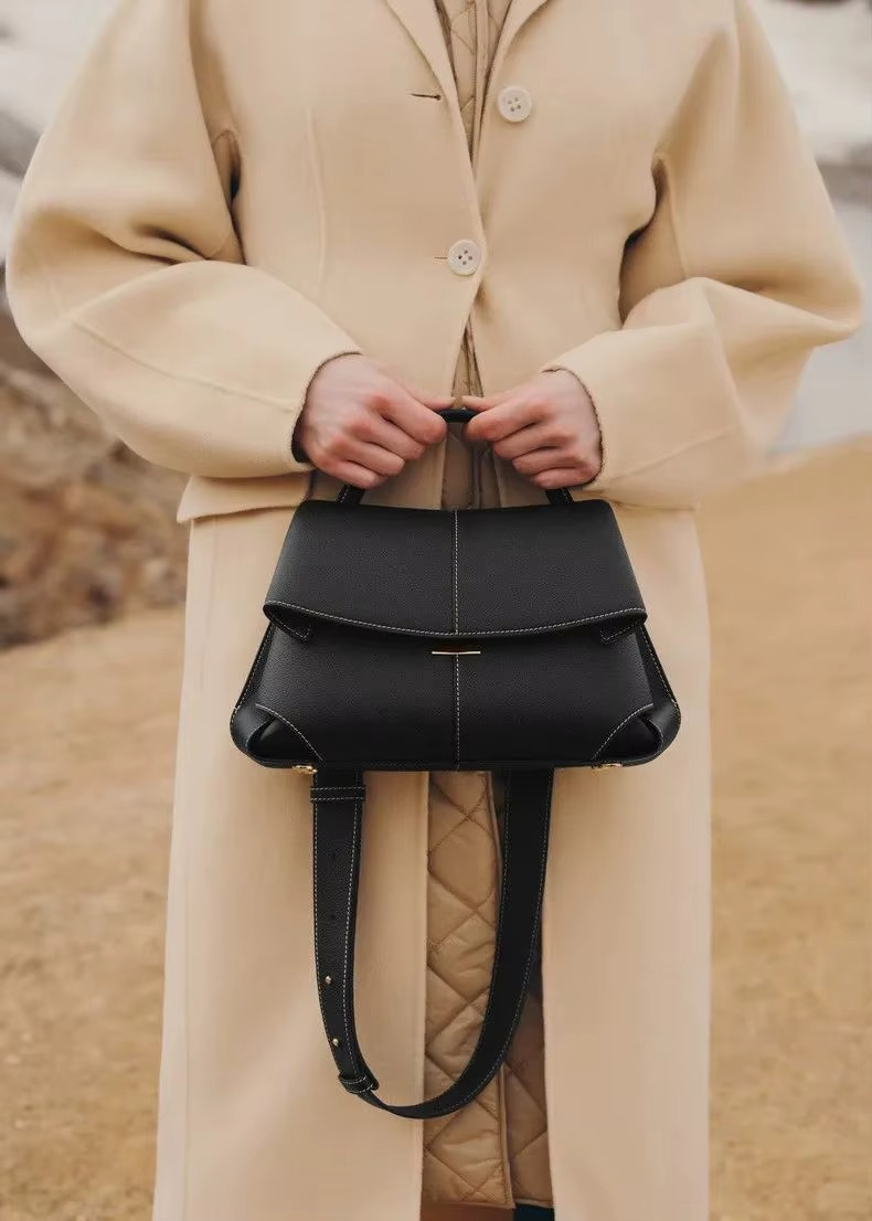 Anette Shoulder Bag