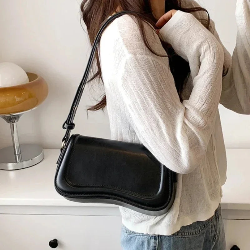Monroe Shoulder Bag