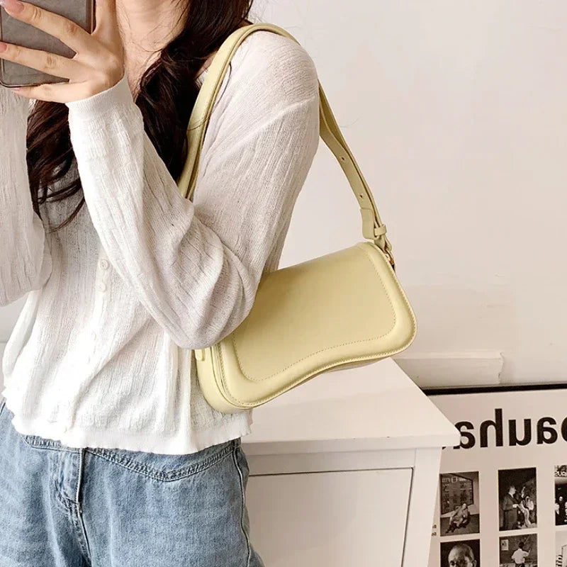 Monroe Shoulder Bag